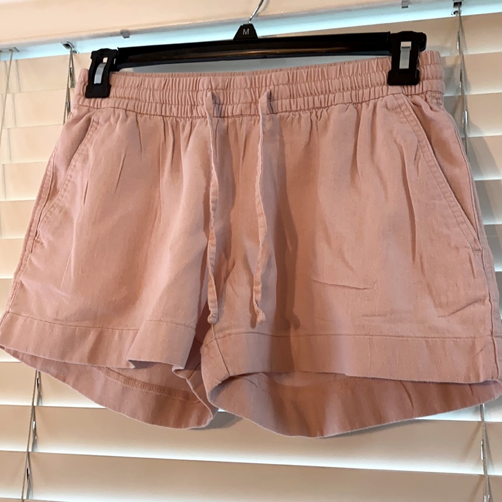Linen Blend Pull On Elastic waistband Drawstring looses Old Navy shorts